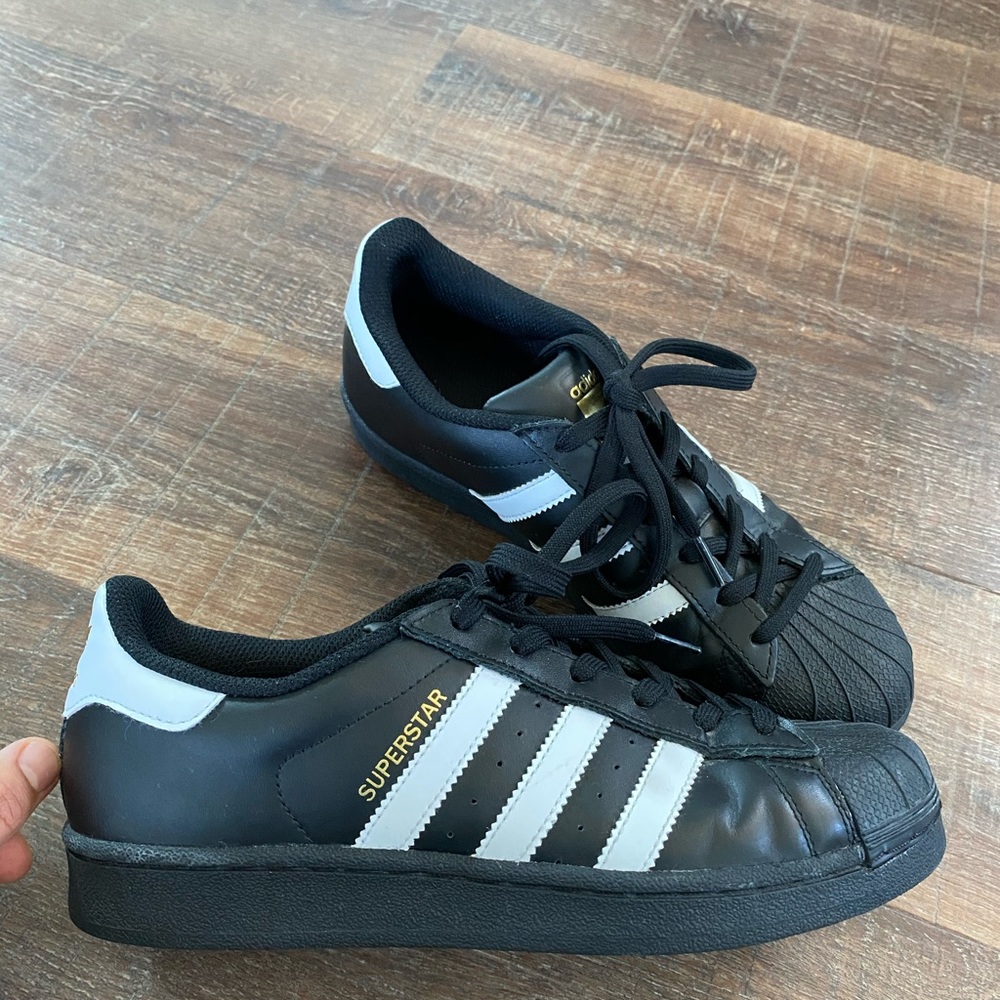 Classic Adidas Superstar Sneaker